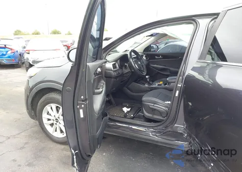 2019 Kia Sorento 2.4L Lx из США, поврежденный, VIN 5XYPGDA3XKG526370